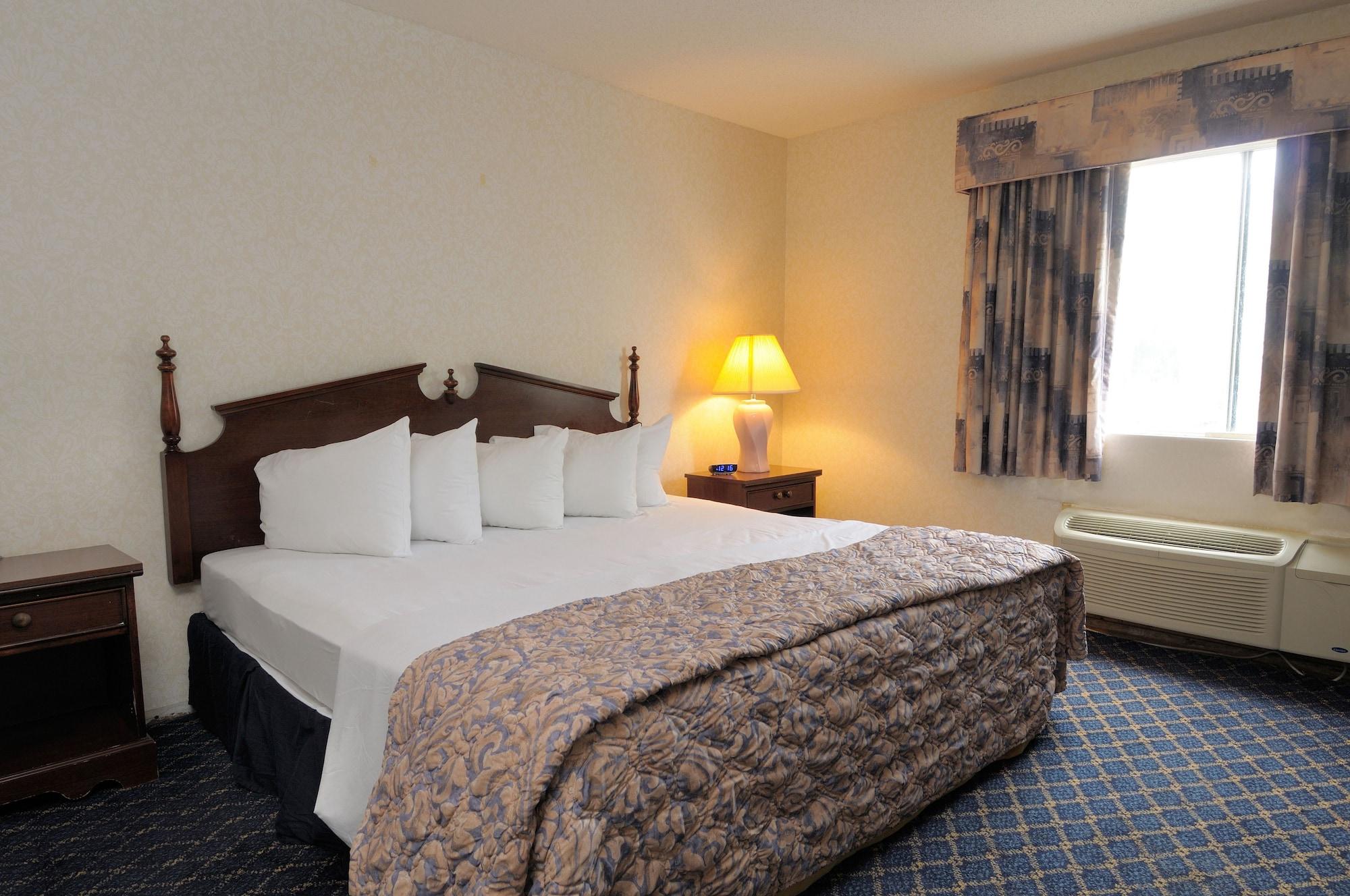 Regency Inn & Suites Уест Спрингфийлд Екстериор снимка