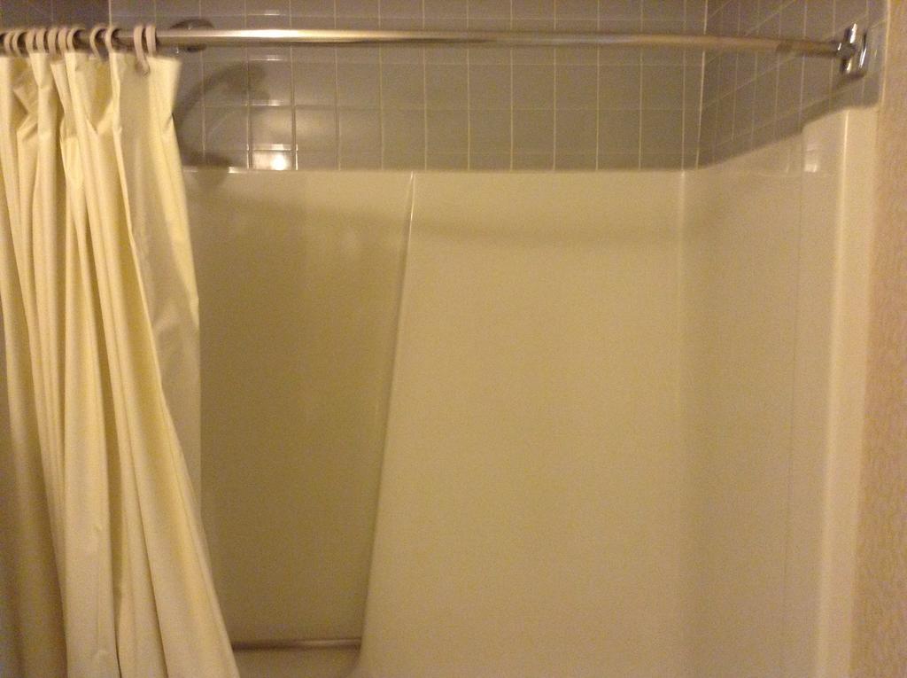 Regency Inn & Suites Уест Спрингфийлд Екстериор снимка